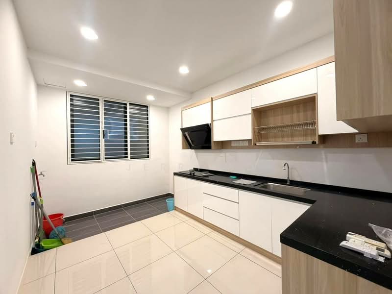 Condominium for Sale at Novus - Jerry So - Kitchen - PropertyGuru.com.my