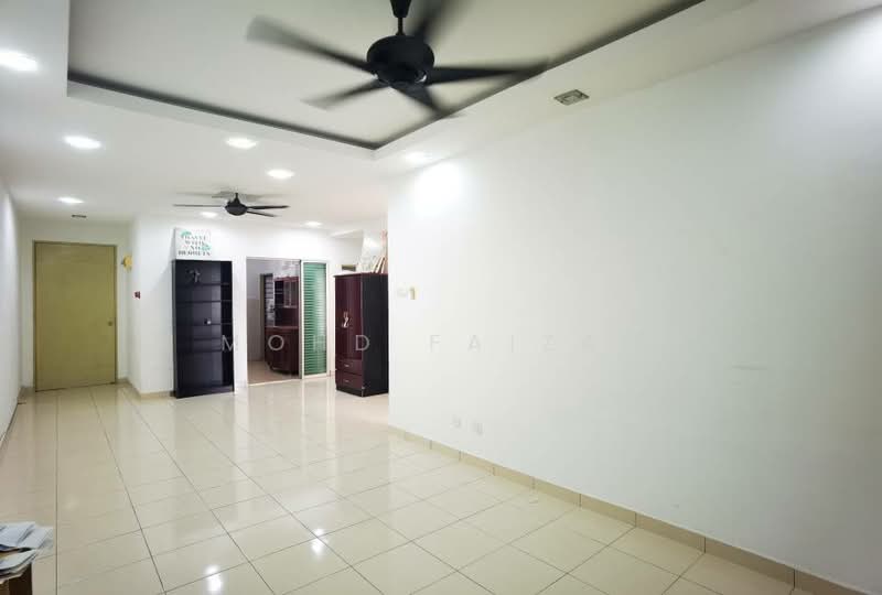 Condominium for Rent at Pearl Avenue - Mohd Faizal - Living Room - PropertyGuru.com.my
