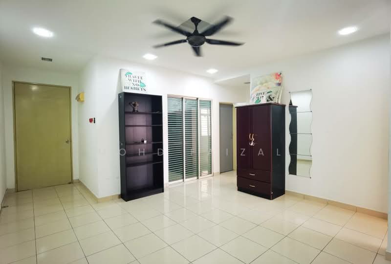 Condominium for Rent at Pearl Avenue - Mohd Faizal - Living Room - PropertyGuru.com.my