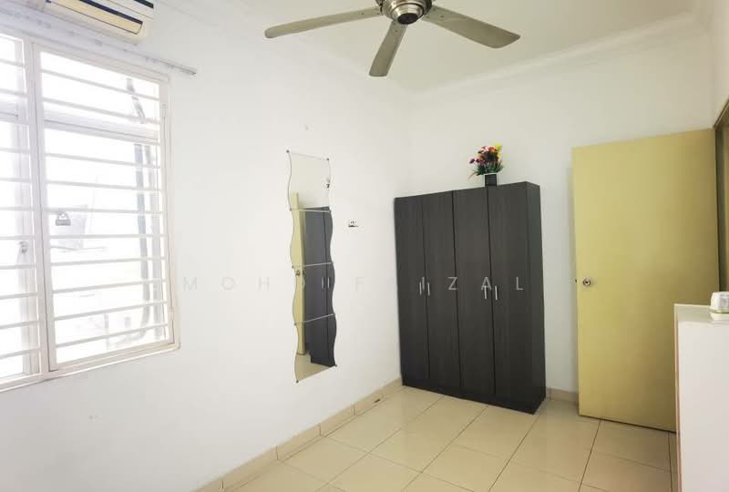 Condominium for Rent at Pearl Avenue - Mohd Faizal - Bedroom - PropertyGuru.com.my