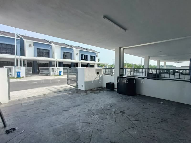 2-storey Terraced House for Sale in Jalan Kebun (Klang) - HELMY IZZUDIN - Exterior - PropertyGuru.com.my