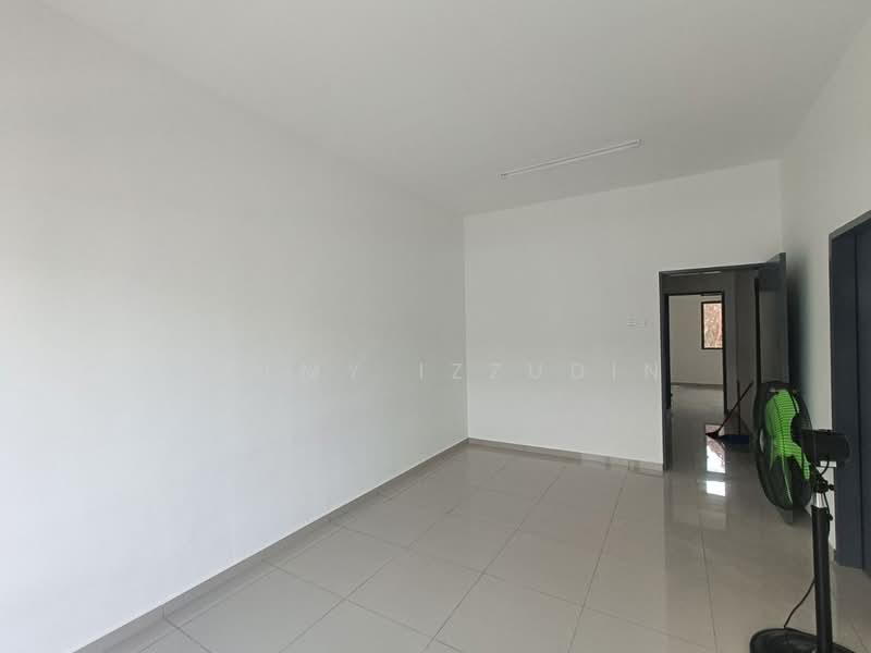 2-storey Terraced House for Sale in Jalan Kebun (Klang) - HELMY IZZUDIN - Interior - PropertyGuru.com.my