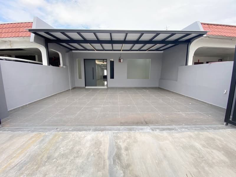 1-storey Terraced House for Sale in Taman Johor Jaya (Johor Bahru) - Vincent Gian - Exterior - PropertyGuru.com.my