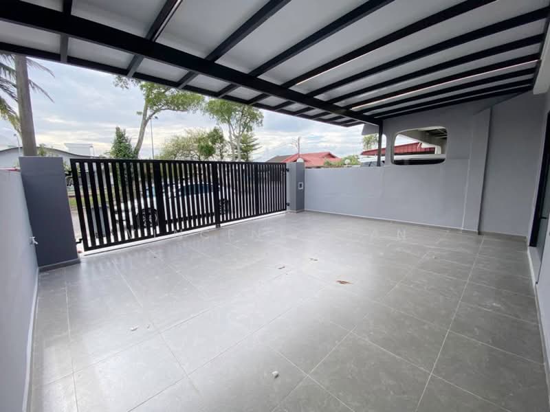 1-storey Terraced House for Sale in Taman Johor Jaya (Johor Bahru) - Vincent Gian - Exterior - PropertyGuru.com.my
