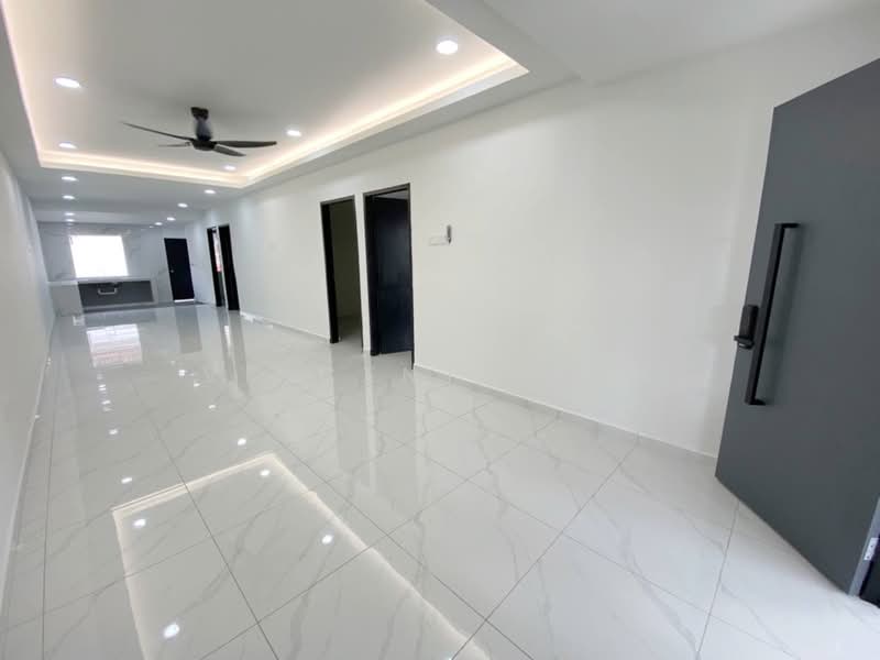 1-storey Terraced House for Sale in Taman Johor Jaya (Johor Bahru) - Vincent Gian - Interior - PropertyGuru.com.my