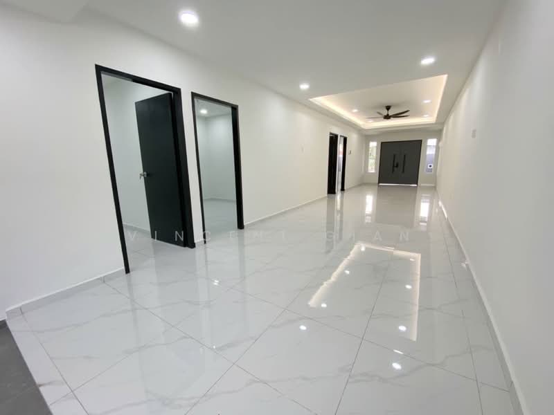 1-storey Terraced House for Sale in Taman Johor Jaya (Johor Bahru) - Vincent Gian - Interior - PropertyGuru.com.my