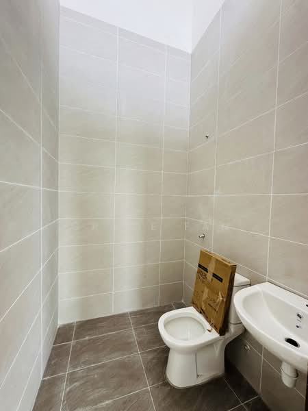 1-storey Terraced House for Sale in Bandar Seri Impian (Kluang) - Grace Fan - Bathroom - PropertyGuru.com.my