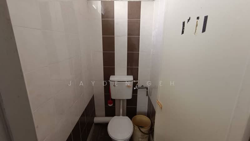 Shop for Rent in Bandar Baru Mergong (Alor Setar) - Jayden Geh - Bathroom - PropertyGuru.com.my
