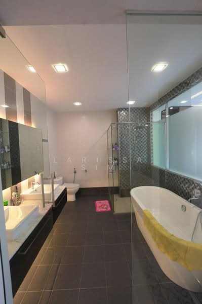 Nusa Duta 2 Storey Semi D - Unblock view & Fully Extended untuk Untuk Dijual - RM 2,150,000, Mac 2026 - Bathroom - PropertyGuru.com.my