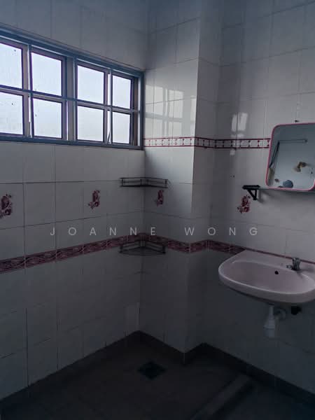 2-storey Terraced House for Rent in BANDAR PUCHONG JAYA (Puchong) - Joanne Wong - Bathroom - PropertyGuru.com.my