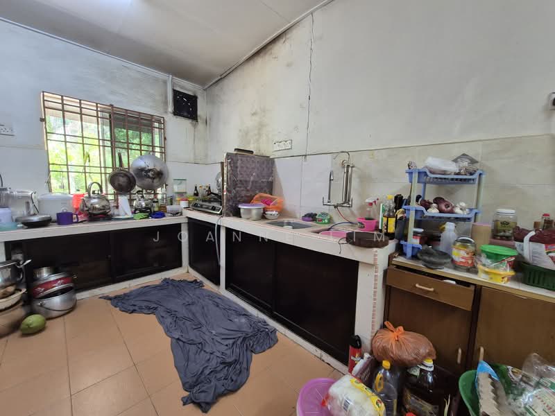 1-storey Terraced House for Sale in Melaka City (Melaka) - Joanne Lim - Kitchen - PropertyGuru.com.my