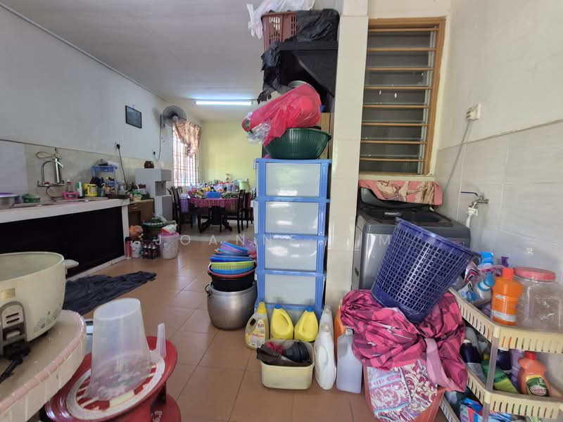 1-storey Terraced House for Sale in Melaka City (Melaka) - Joanne Lim - Kitchen - PropertyGuru.com.my