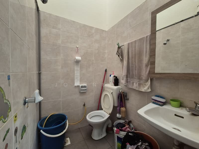 1-storey Terraced House for Sale in Melaka City (Melaka) - Joanne Lim - Bathroom - PropertyGuru.com.my
