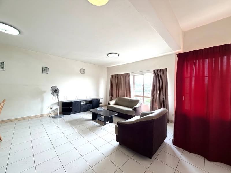 Condominium for Sale at Seri Hijauan - Mohamad Hanafi - Living Room - PropertyGuru.com.my