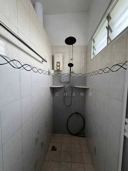 Apartment for Sale at I-Park Apartment - Ms Chang - Bathroom - PropertyGuru.com.my
