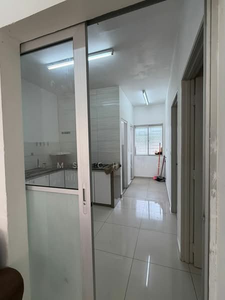 Apartment for Sale at I-Park Apartment - Ms Chang - Kitchen - PropertyGuru.com.my