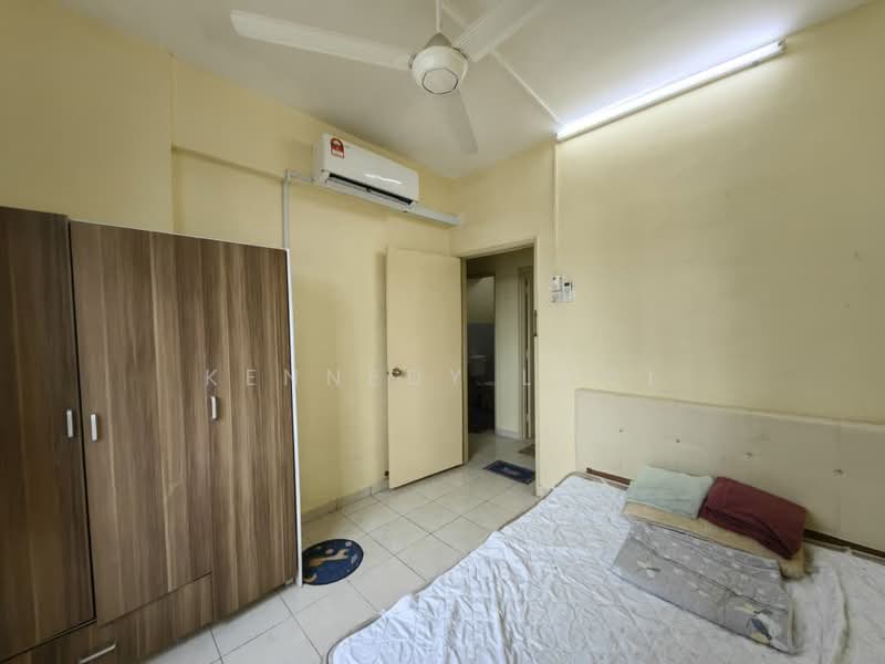 Indah Court Apartment untuk Untuk Disewa - RM 1,700 /bulan, Mac 2026 - Bedroom - PropertyGuru.com.my