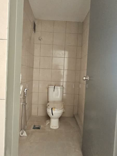 Semi-D Factory for Rent in Taman Industri Balakong Jaya (Balakong) - Stella Lee - Bathroom - PropertyGuru.com.my