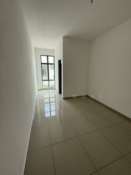 2-storey Terraced House for Sale in Taman Bestari Indah (Ulu Tiram) - Lucas Wong - Interior - PropertyGuru.com.my
