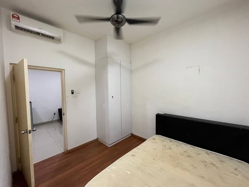 Apartment for Sale at Nusa Heights (Nusa Puncak) - Vincent Gian - Bedroom - PropertyGuru.com.my