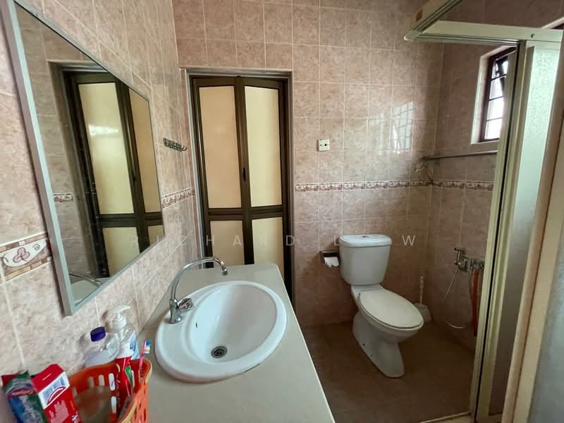 2-storey Terraced House for Sale in Taman Megah (Petaling Jaya) - Richard Liew - Bathroom - PropertyGuru.com.my
