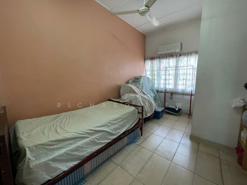 2-storey Terraced House for Sale in SS 24, Taman Megah (Petaling Jaya) - Richard Liew - Bedroom - PropertyGuru.com.my