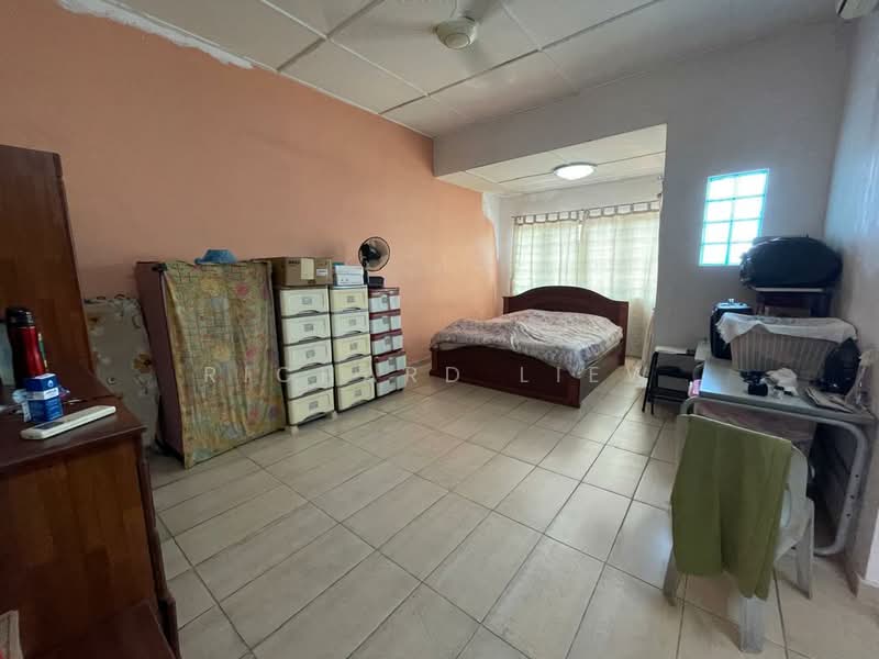 2-storey Terraced House for Sale in Taman Megah (Petaling Jaya) - Richard Liew - Bedroom - PropertyGuru.com.my