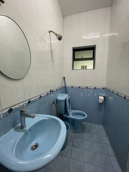 2-storey Terraced House for Sale in Taman Megah (Petaling Jaya) - Richard Liew - Bathroom - PropertyGuru.com.my