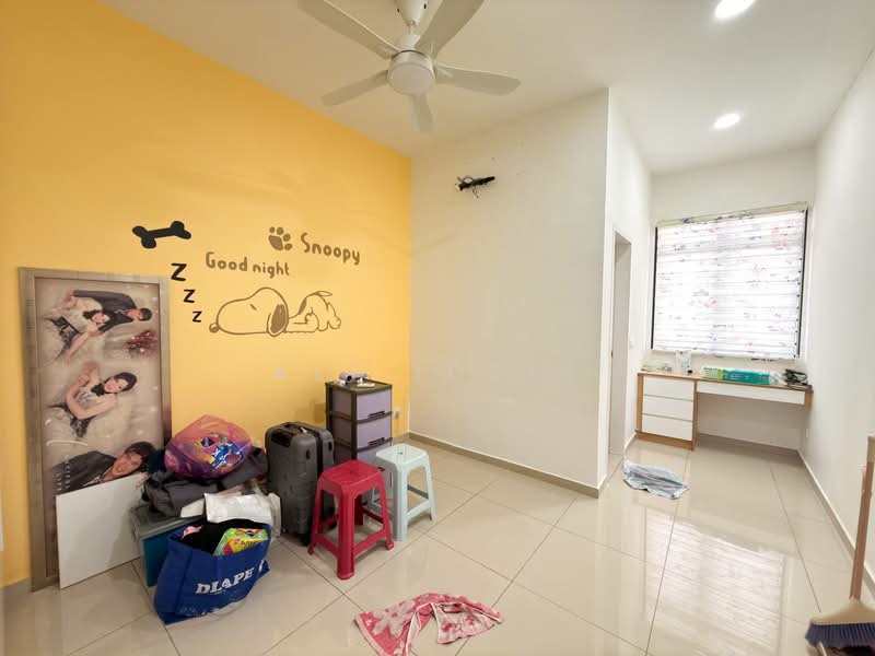 2-storey Terraced House for Sale in Semenyih (Selangor) - Ali Idris - Bedroom - PropertyGuru.com.my