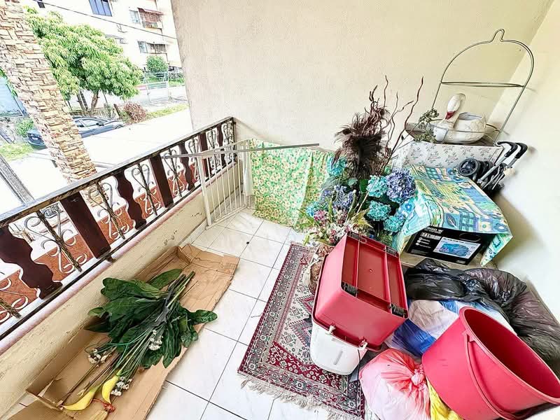 2-storey Terraced House for Sale in Taman Putra (Ampang) - Ali Idris - Balcony - PropertyGuru.com.my