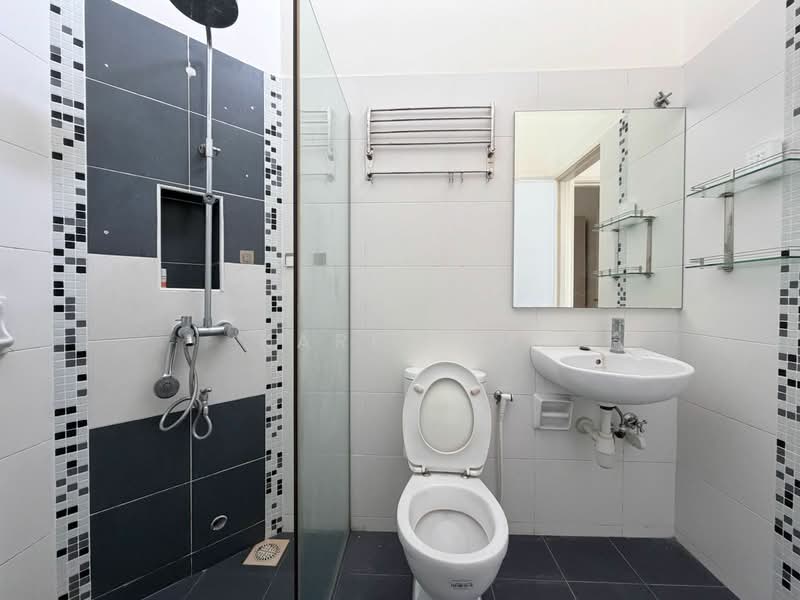 Cluster House for Rent in Bukit Indah (Iskandar Puteri (Nusajaya)) - Karl Lim - Bathroom - PropertyGuru.com.my