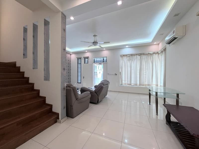 Cluster House for Rent in Bukit Indah (Iskandar Puteri (Nusajaya)) - Karl Lim - Living Room - PropertyGuru.com.my