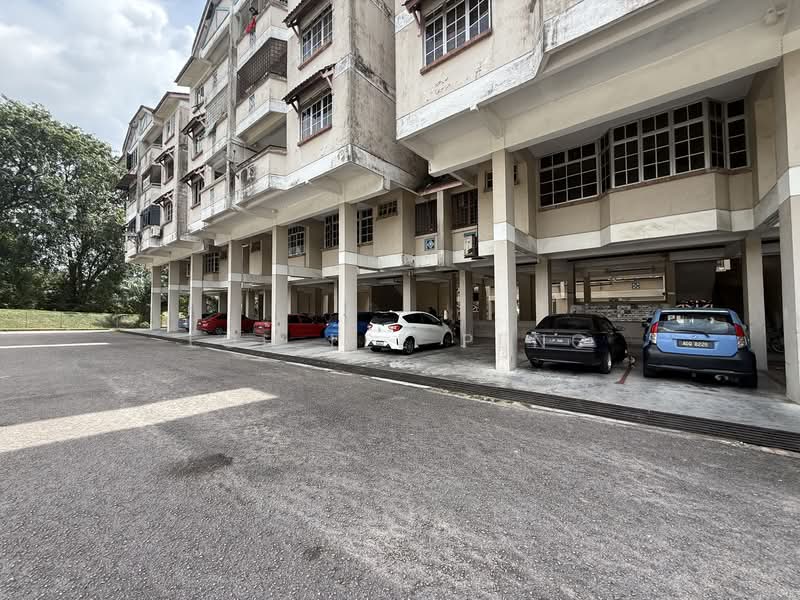 Untuk Disewa - Tanjong Puteri Apartment