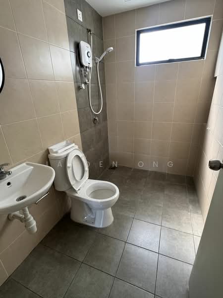 Condominium for Rent at Zahra Residensi - Jayden Ong - Bathroom - PropertyGuru.com.my