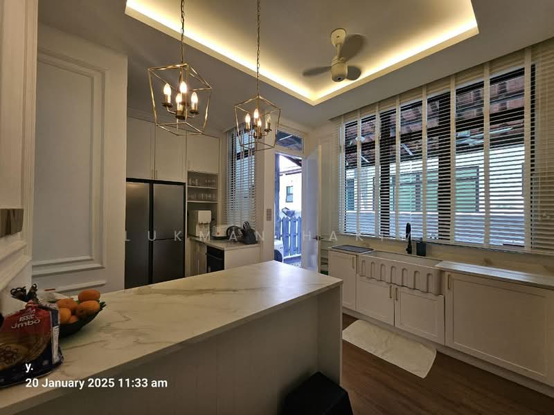 Cluster House for Sale in Eco Majestic (Semenyih) - Lukman Hakim - Kitchen - PropertyGuru.com.my