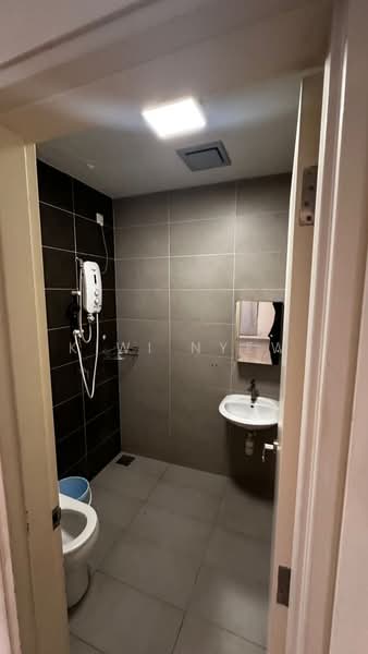 Monet Lily @ Monet Residences Sunsuria City untuk Untuk Disewa - RM 3,800 /bulan, Mac 2026 - Bathroom - PropertyGuru.com.my