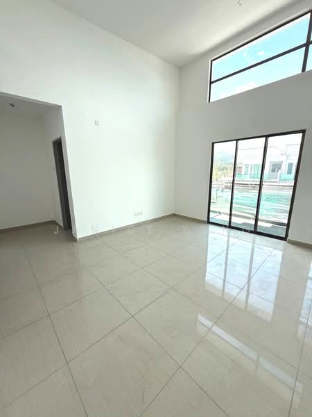 2-storey Terraced House for Sale in Taman Bestari Indah (Ulu Tiram) - Janice Yong - Living Room - PropertyGuru.com.my
