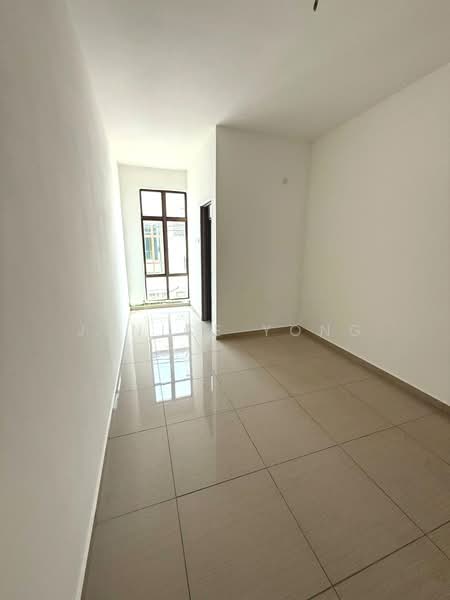 2-storey Terraced House for Sale in Taman Bestari Indah (Ulu Tiram) - Janice Yong - Interior - PropertyGuru.com.my