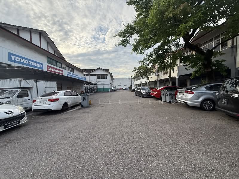 Taman Rinting untuk Untuk Disewa - RM 2,400 /bulan, Mac 2026 - Exterior - PropertyGuru.com.my