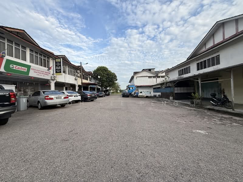 Taman Rinting untuk Untuk Disewa - RM 2,400 /bulan, Mac 2026 - Exterior - PropertyGuru.com.my
