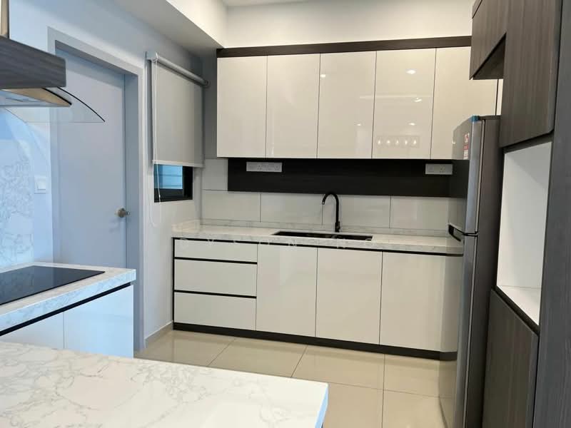 Waterside Residence untuk Untuk Disewa - RM 3,500 /bulan, Mac 2026 - Kitchen - PropertyGuru.com.my