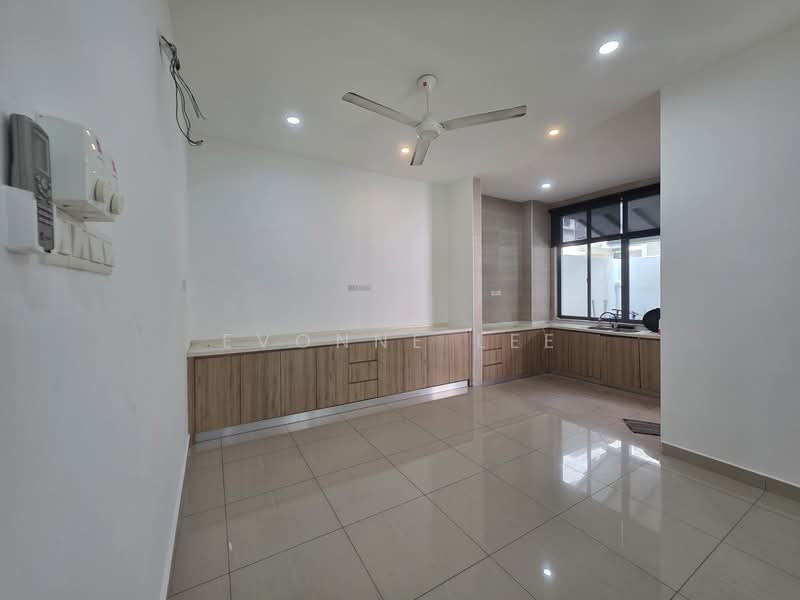 Bungalow for Sale in Saujana (Selangor) - Evonne Lee - Kitchen - PropertyGuru.com.my