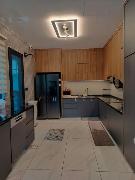 Semi-Detached House for Sale in Diamond City (Semenyih) - Y.H. Lee - Kitchen - PropertyGuru.com.my