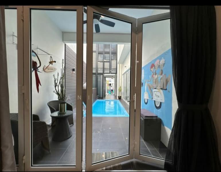 Tanjung Tokong untuk Untuk Dijual - RM 3,880,000, Mac 2026 - Pool - PropertyGuru.com.my