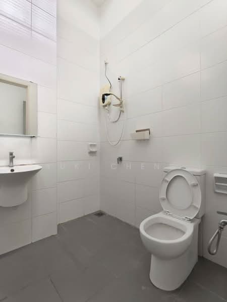 Terraced House for Sale in Johor Bahru (Johor) - Yuki Cheng - Bathroom - PropertyGuru.com.my
