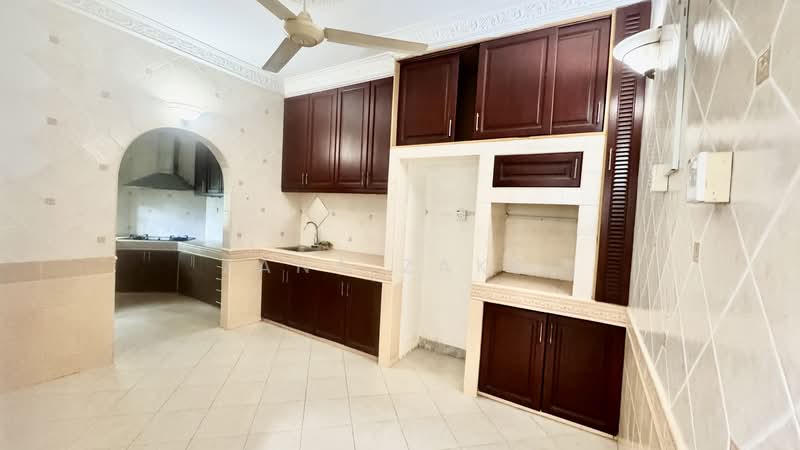 2-storey Terraced House for Sale in Taman Melawati (Ulu Kelang) - Zana Zakri - Kitchen - PropertyGuru.com.my