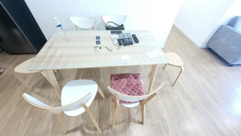 Condominium for Rent at Lakefront Residence - Darren Lim - Dining Room - PropertyGuru.com.my