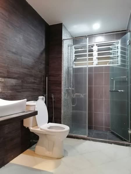 Aseana Puteri untuk Untuk Disewa - RM 1,900 /bulan, Mac 2026 - Bathroom - PropertyGuru.com.my