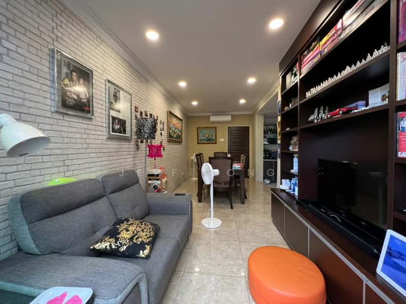 Rumah Teres 2 Tingkat untuk Dijual di Tropicana (Petaling Jaya) - Jeff Wong - Living Room - PropertyGuru.com.my