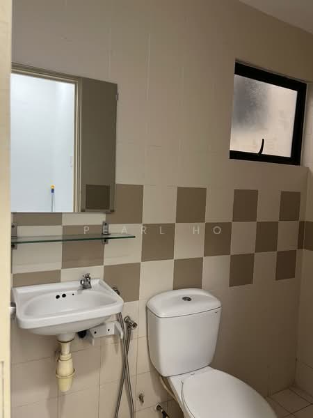Condominium for Rent at Royal Domain Sri Putramas 2 - Pearl Ho - Bathroom - PropertyGuru.com.my